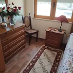 Isabel *